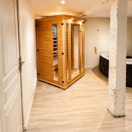 Rénové Avec Jacuzzi&jardin, 5 Min Du Centre Historique Appartamento *