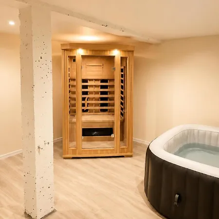 Rénové Avec Jacuzzi&jardin, 5 Min Du Centre Historique Appartamento