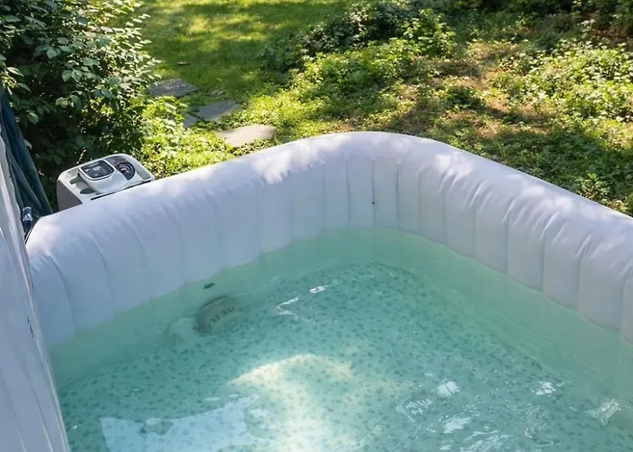 Renove Avec Jacuzzi & Jardin, 5 Min Du Centre Historique Appartement